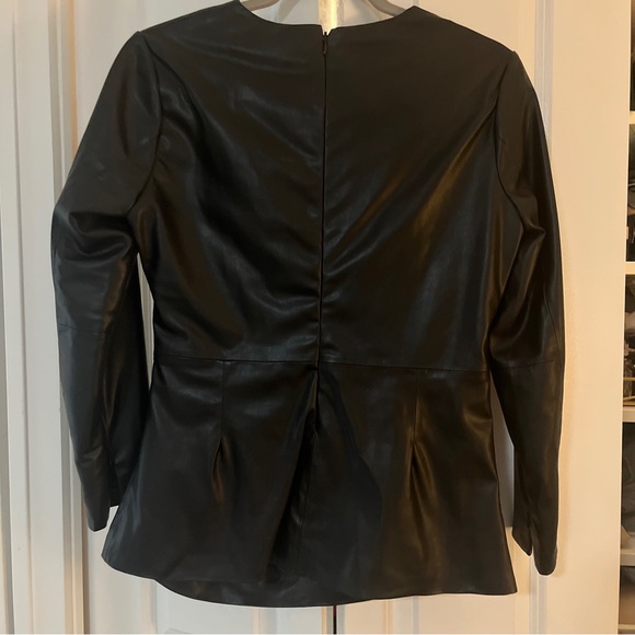 Donna Karen leather like top. Side small - Picture 2 of 6